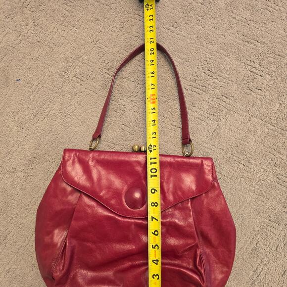 Chic Red Leather HOBO Shoulder Bag - Picture 6 of 7